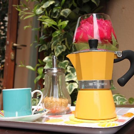 Easy Cosi Affittacamere Barolo Exterior foto