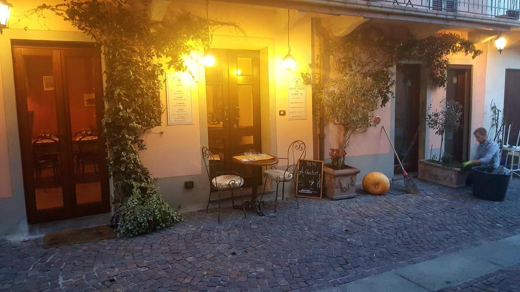 Easy Cosi Affittacamere Barolo Exterior foto